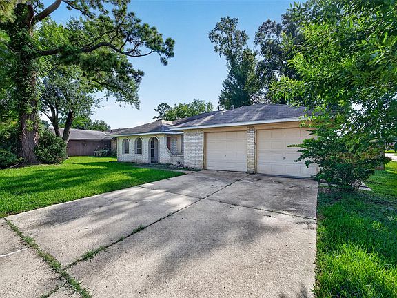 3rd image of 9702 Hillis Street