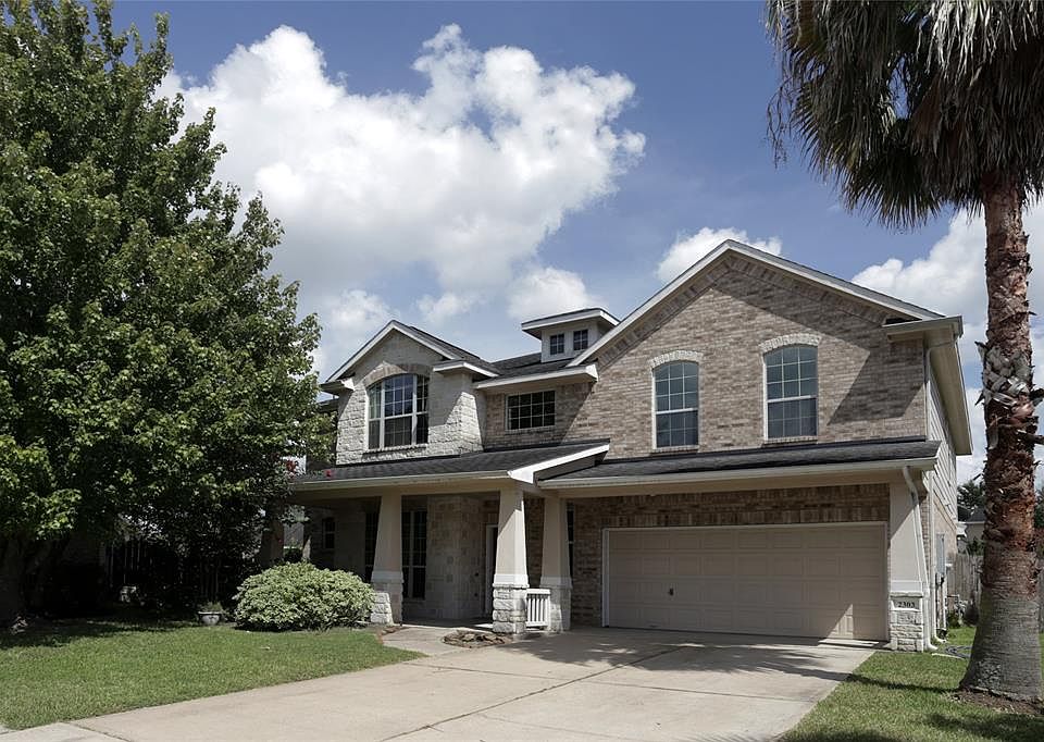 1st image of 2303 Shadow Canyon Ct
