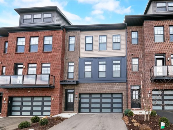 425 Magnolia Dr, Peters Township, PA 15367