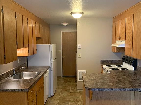 4th image of 3409 Vincenta Way #A