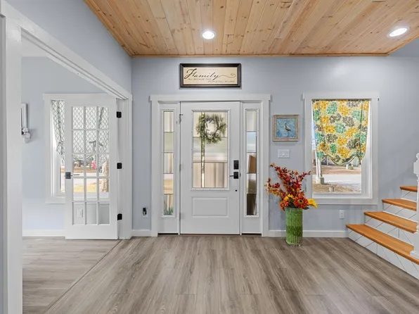 236 Bayou Cir, Freeport, FL 32439