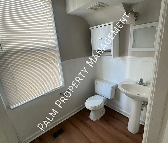 613 E Duffy St #A — Photo 5
