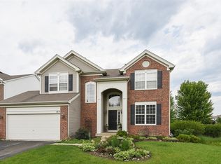 164 Gregory M Sears Dr, Gilberts, IL 60136