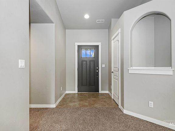 4th image of 3300 N Wagon Creek Way
