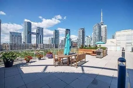 550 Queens Quay W #711 — Photo 2
