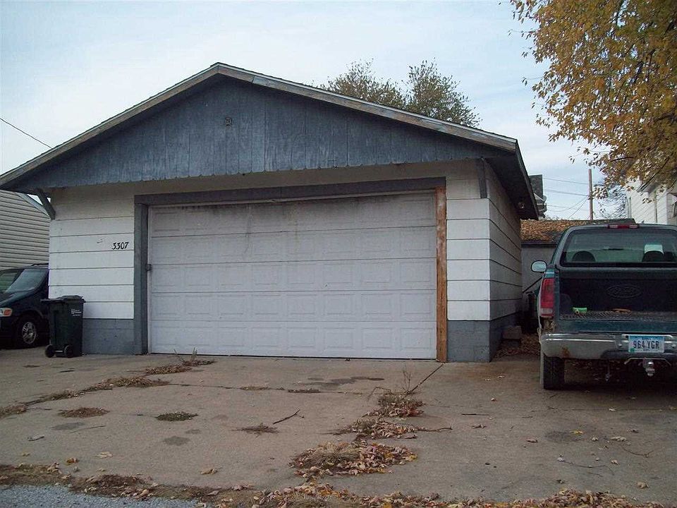 2nd image of 3307 Rockingham Rd