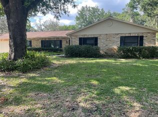 612 Greenbriar Dr, Brandon, FL 33511