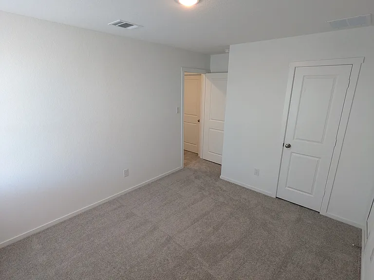 133 Pastar Fls — Photo 14