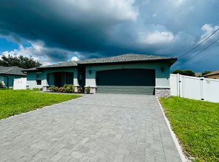 427 NW 7th Pl, Cape Coral, FL 33993