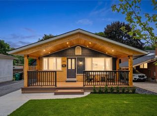 223 Carter Ave, Waterloo, ON N2J 3K7