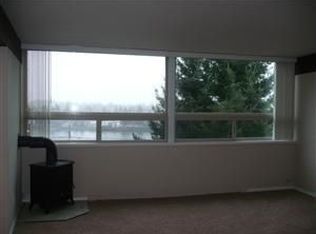 2040 Wheaton Way APT 204, Bremerton, WA 98310