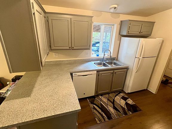 4th image of 5345 Dolphin Ln NW