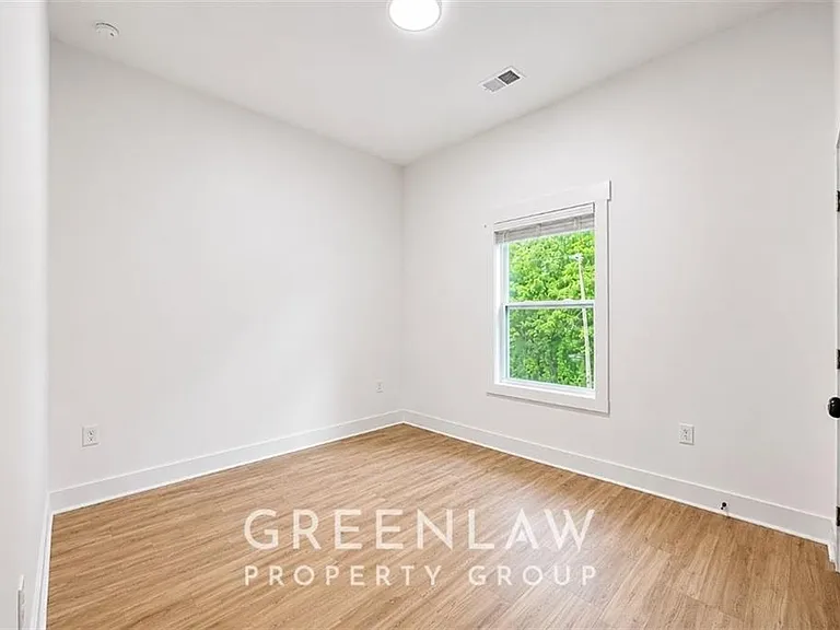 1226 Byewood Ln — Photo 10