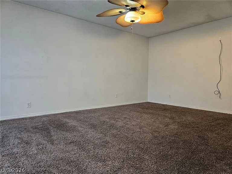 5945 N El Capitan Way — Photo 17