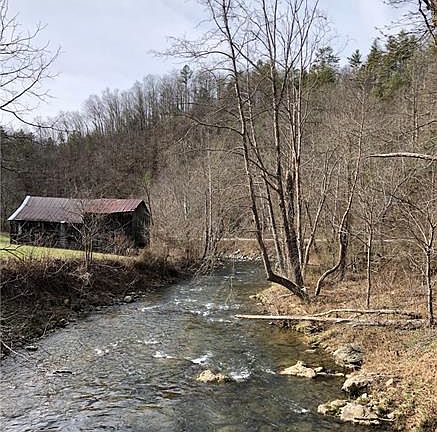 2nd image of 2980 Nc 212 Hwy