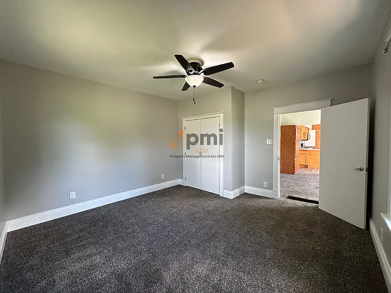 2122 Elston St #A — Photo 22