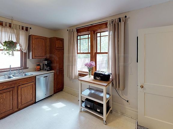 5L2u4wbpKjd - Kitchen(1)