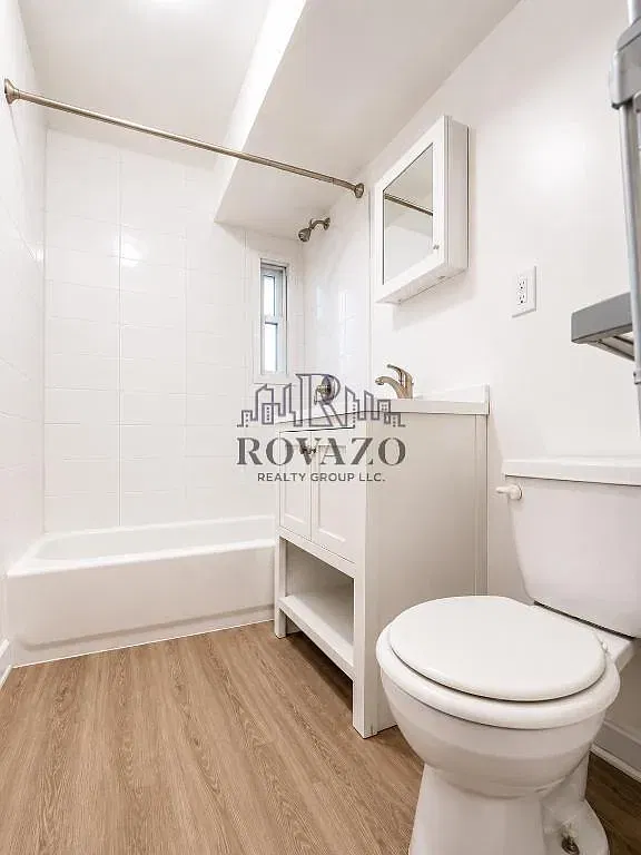 400-401 Stuyvesant Ave — Photo 3