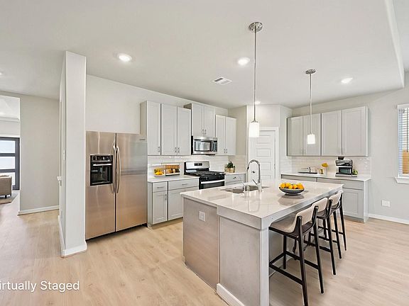 7th image of this home