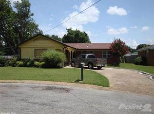 1104 Holly St, Jonesboro, AR 72401