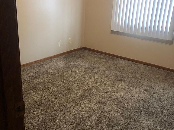 5th image of 1022 S A St #6