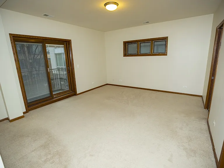 685 N Peoria St #2 — Photo 6