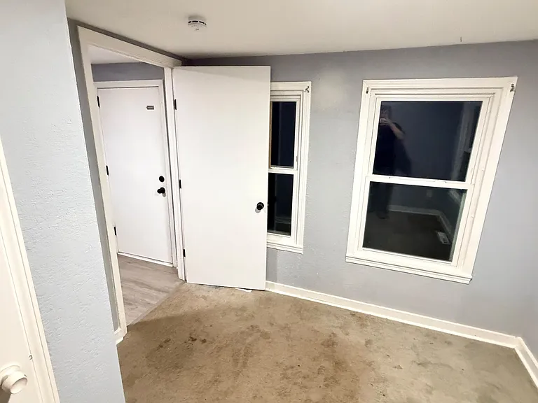 1813 S Maywood Ave — Photo 3