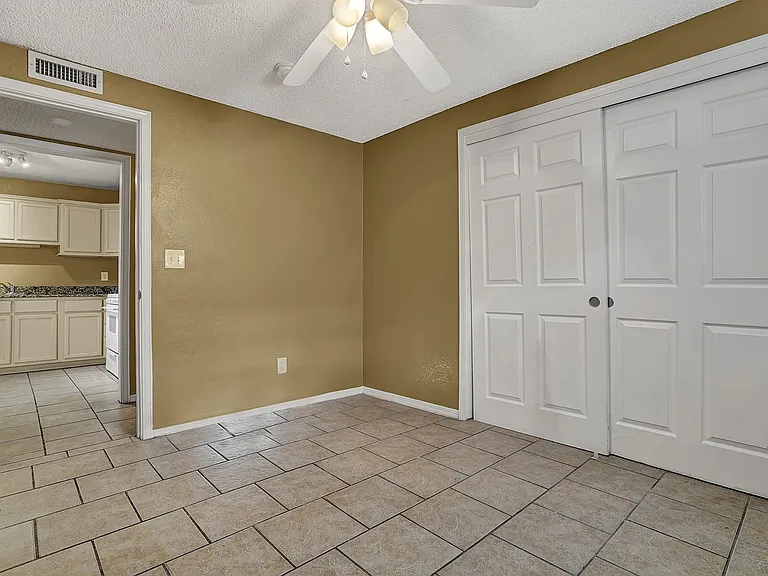 San Jose Apartments — Photo 15