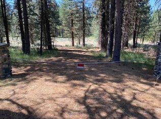 1116 Little Bear Rd, Blairsden, CA 96103