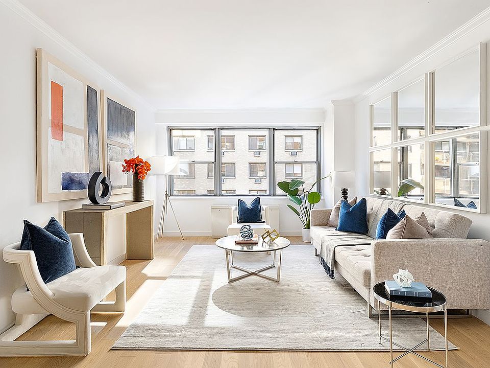 1st image of 10 W 15th St APT 807