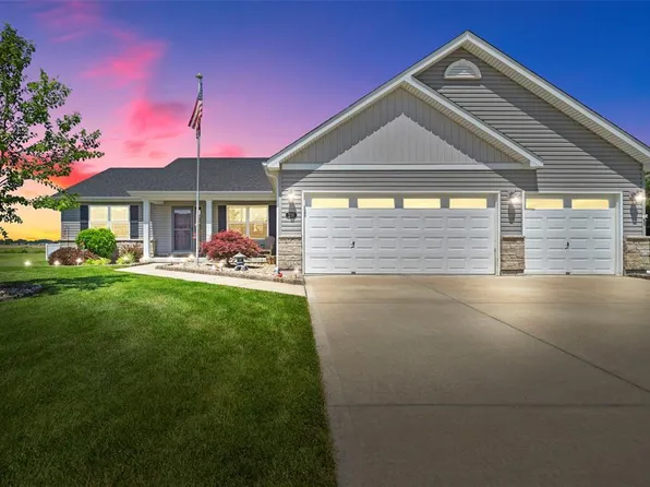 216 Hadley Grove Dr, Moscow Mills, MO 63362