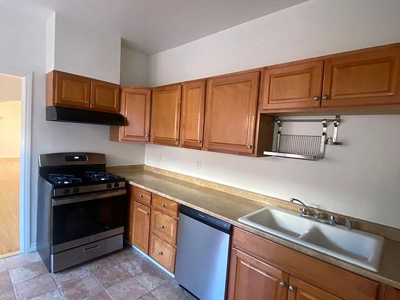 2nd image of 421 N Spaulding Ave #421.5