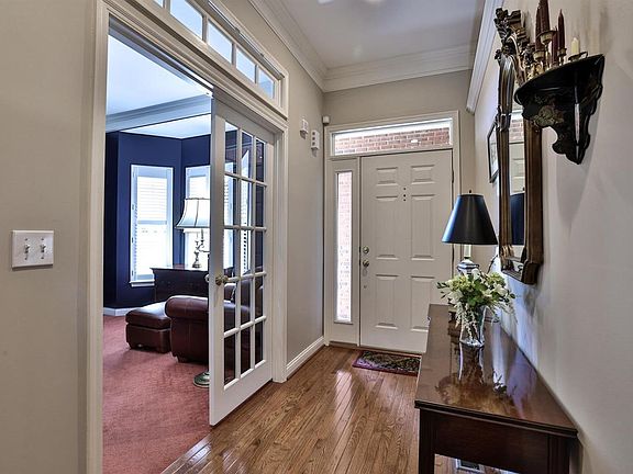 4th image of 6525 Foxtail Ln