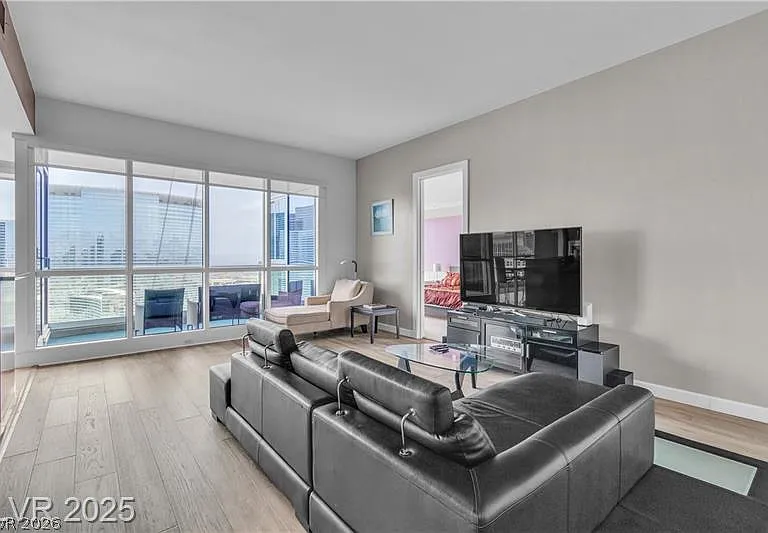 4525 Dean Martin Dr #3207 — Photo 35