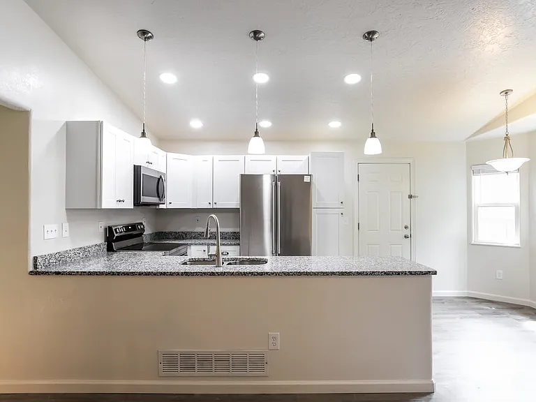 8480 S Upham Way — Photo 8