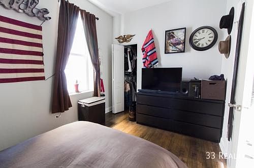 4th image of 1245 N California Ave #1R
