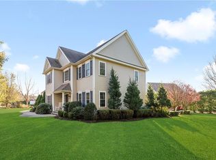 173 Angell Rd, Lincoln, RI 02865