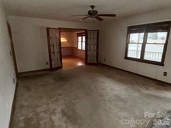4th image of 208 Hickory Hills Ln #31