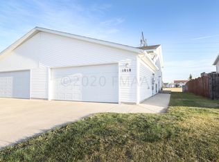 1018 38 1/2 Ave W, West Fargo, ND 58078