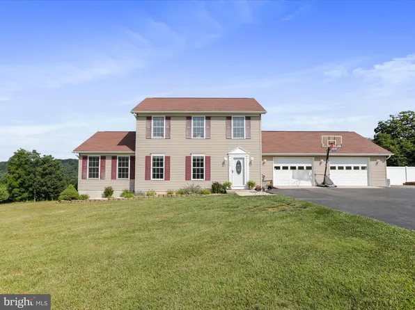 758 Community Way, Romney, WV 26757