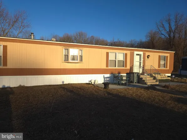 23 Sunset Blvd, Southampton, NJ 08088