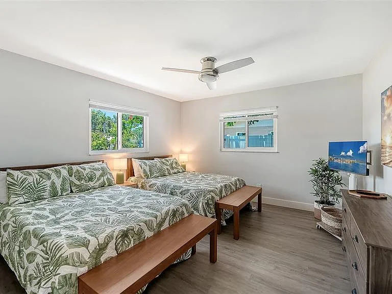 1302 Mango Ave — Photo 35