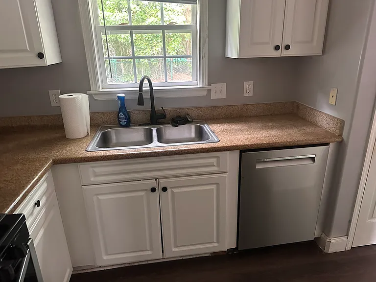 143 Corinth Dr — Photo 5