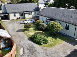 720 2nd St, Brookings, OR 97415