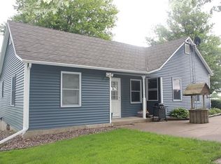 6085 State Highway 35/61, Potosi, WI 53820