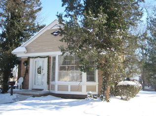 3696 Kenmore Rd, Berkley, MI 48072