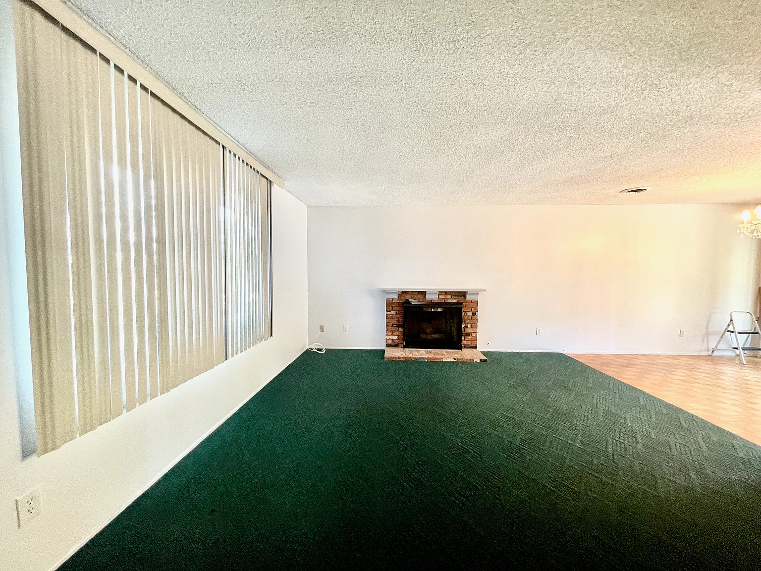 4 bed, 1650 sqft, $3,400 — Photo 2