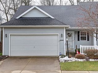 30361 Sugar Sand Ln #18A, North Olmsted, OH