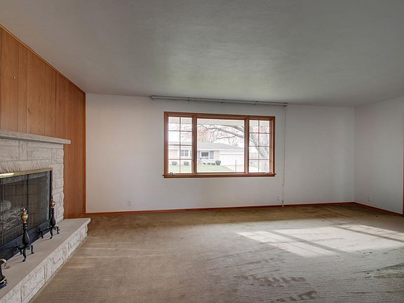 5th image of 2649 Hillside Dr