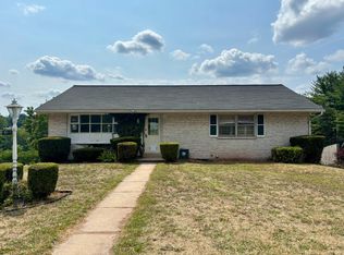 328 Ashley Dr, Shillington, PA 19607